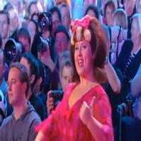 STAGE TUBE: German Cast of HAIRSPRAY Sings 'You Can't Stop the Beat' Video